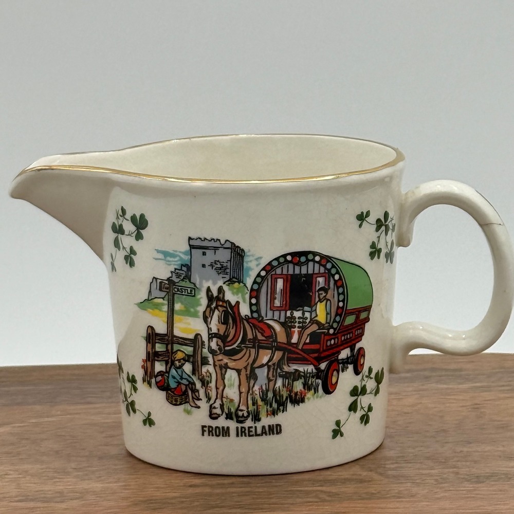 Vintage Carrigaline Pottery Ireland Creamer Horse Caravan Castle Shamrock 3.5in